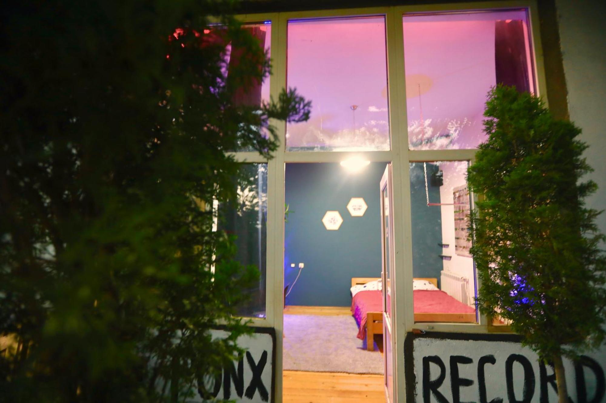 Cosy Studio With Beautiful Garden Yerevan Exterior photo