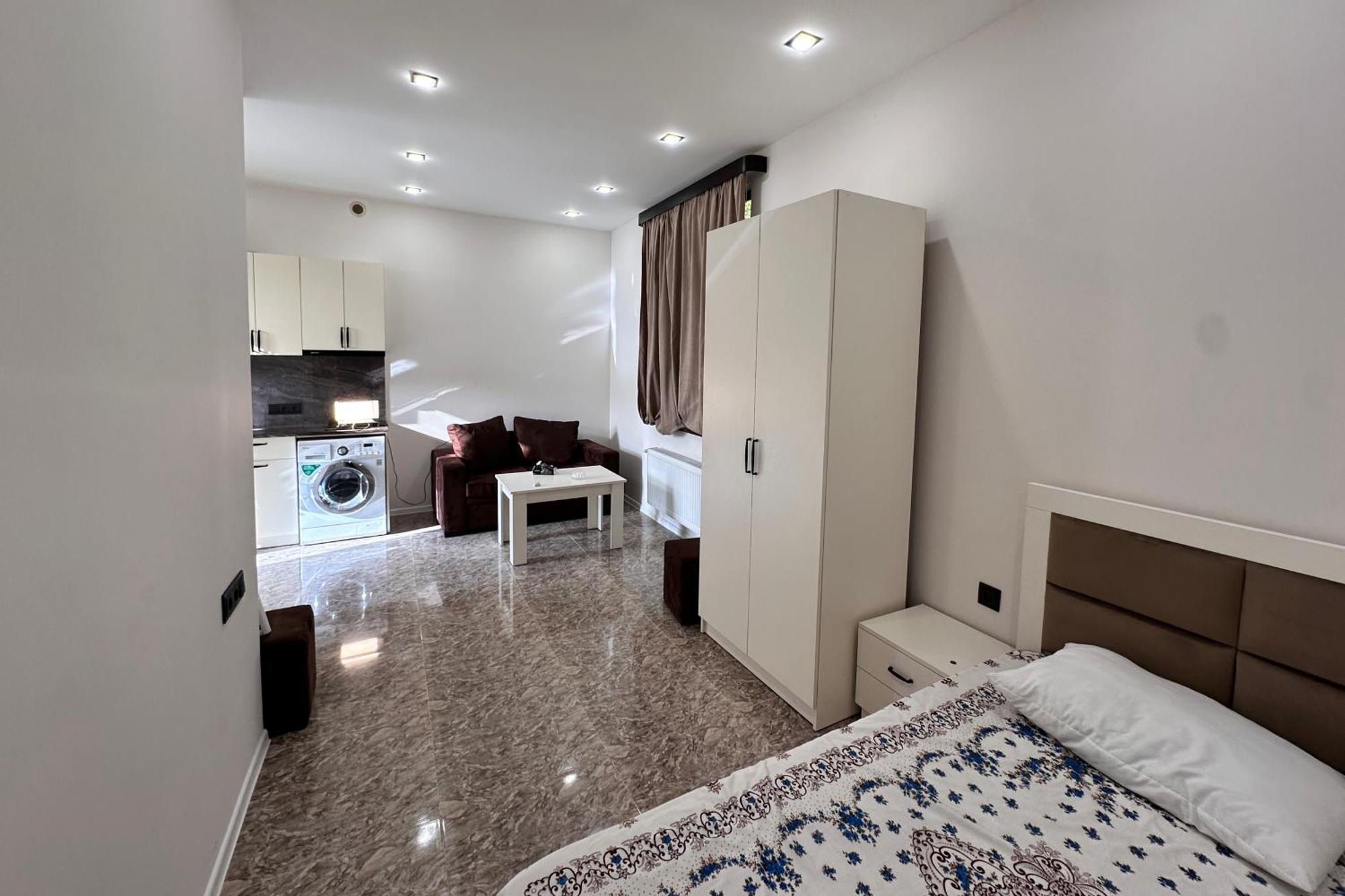Cosy Studio With Beautiful Garden Yerevan Exterior photo